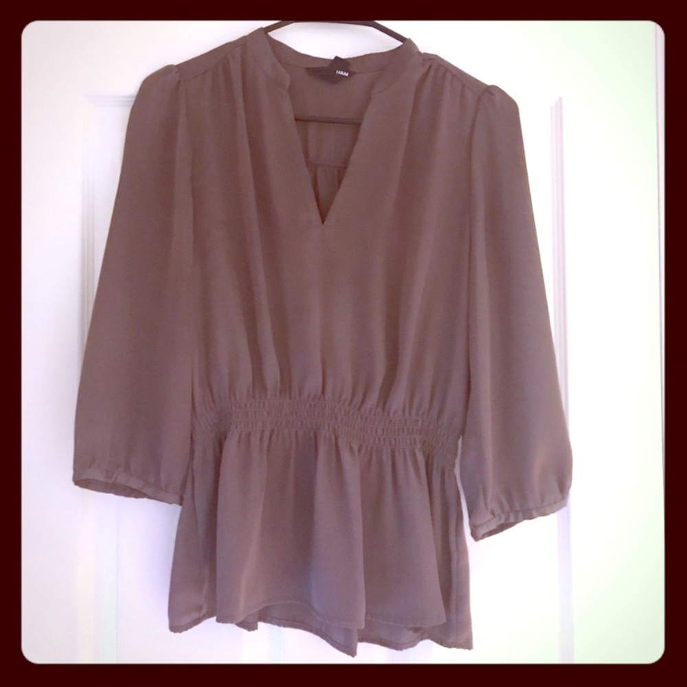 H&M ✨Chic & Classy Shirt ✨🎁✨